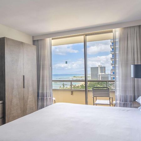 Embassy Suites By Hilton Waikiki Beach Walk Honolulu Exteriér fotografie