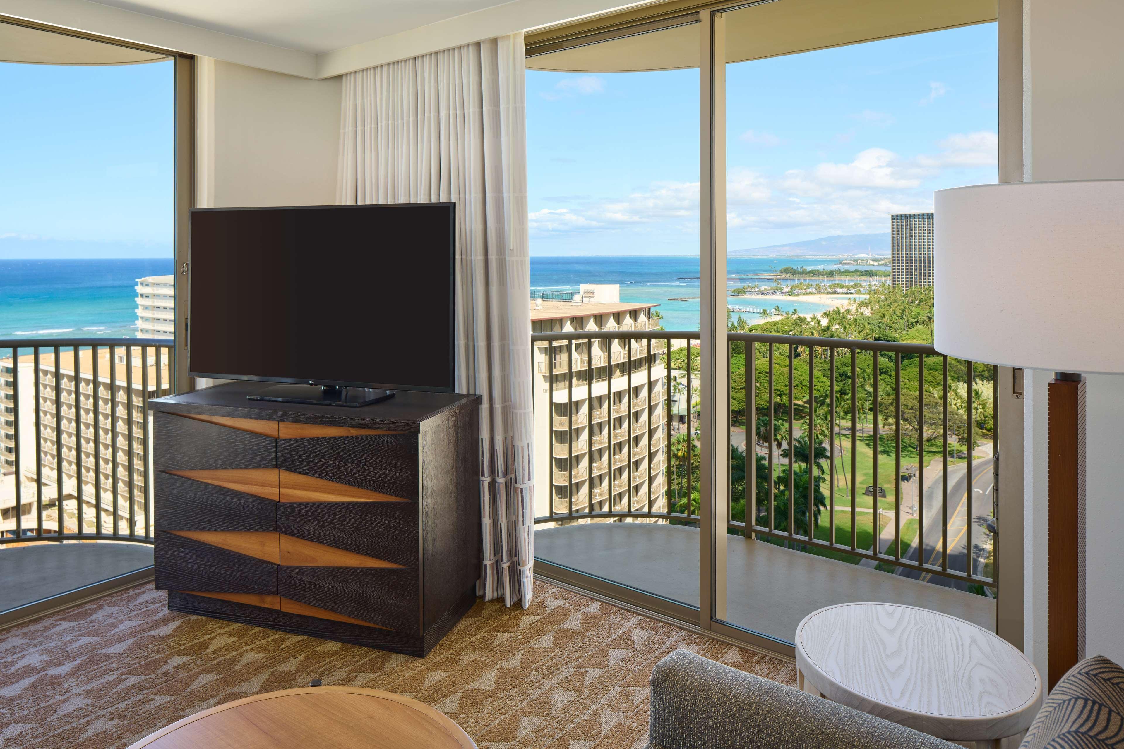 Embassy Suites By Hilton Waikiki Beach Walk Honolulu Exteriér fotografie