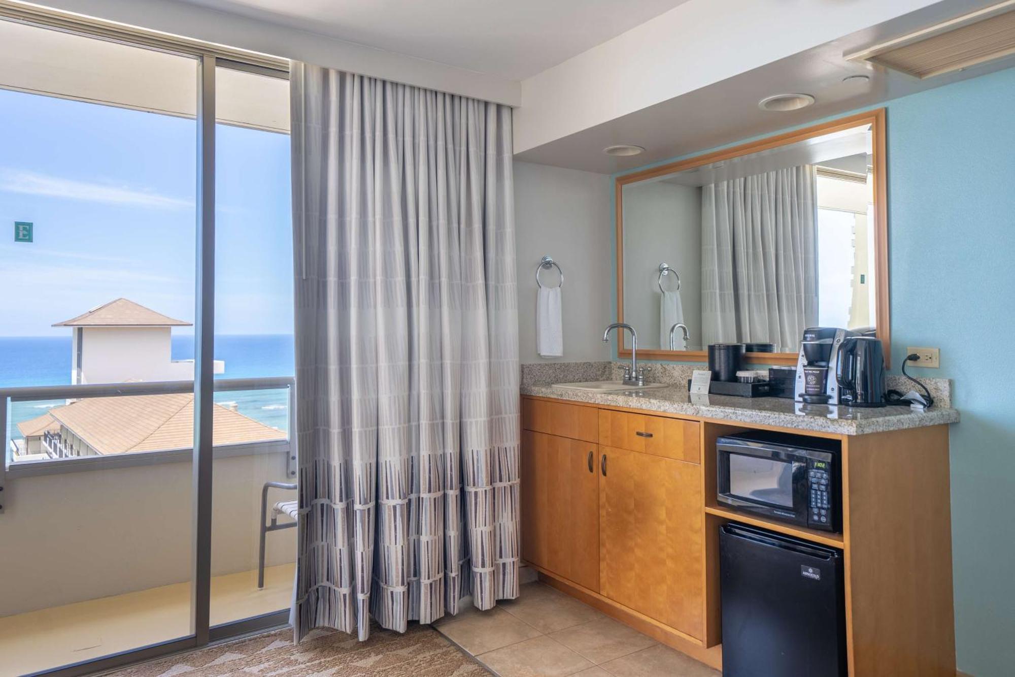 Embassy Suites By Hilton Waikiki Beach Walk Honolulu Exteriér fotografie